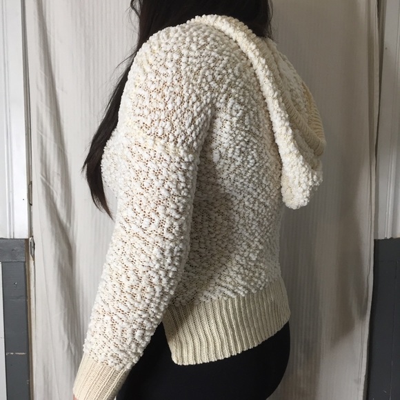 Almost famous sweatshirt - Picture 2 of 2